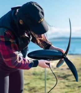 Shine portable wind turbine